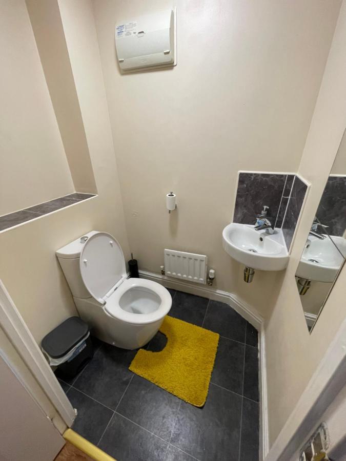 Holiday Home In Cardiff. Sleeps 6 Kültér fotó
