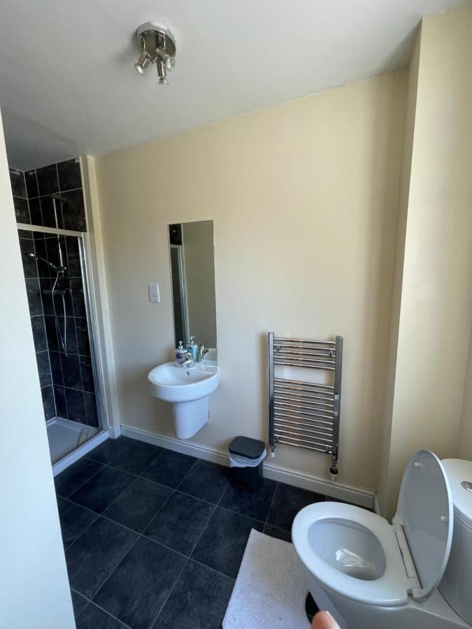 Holiday Home In Cardiff. Sleeps 6 Kültér fotó