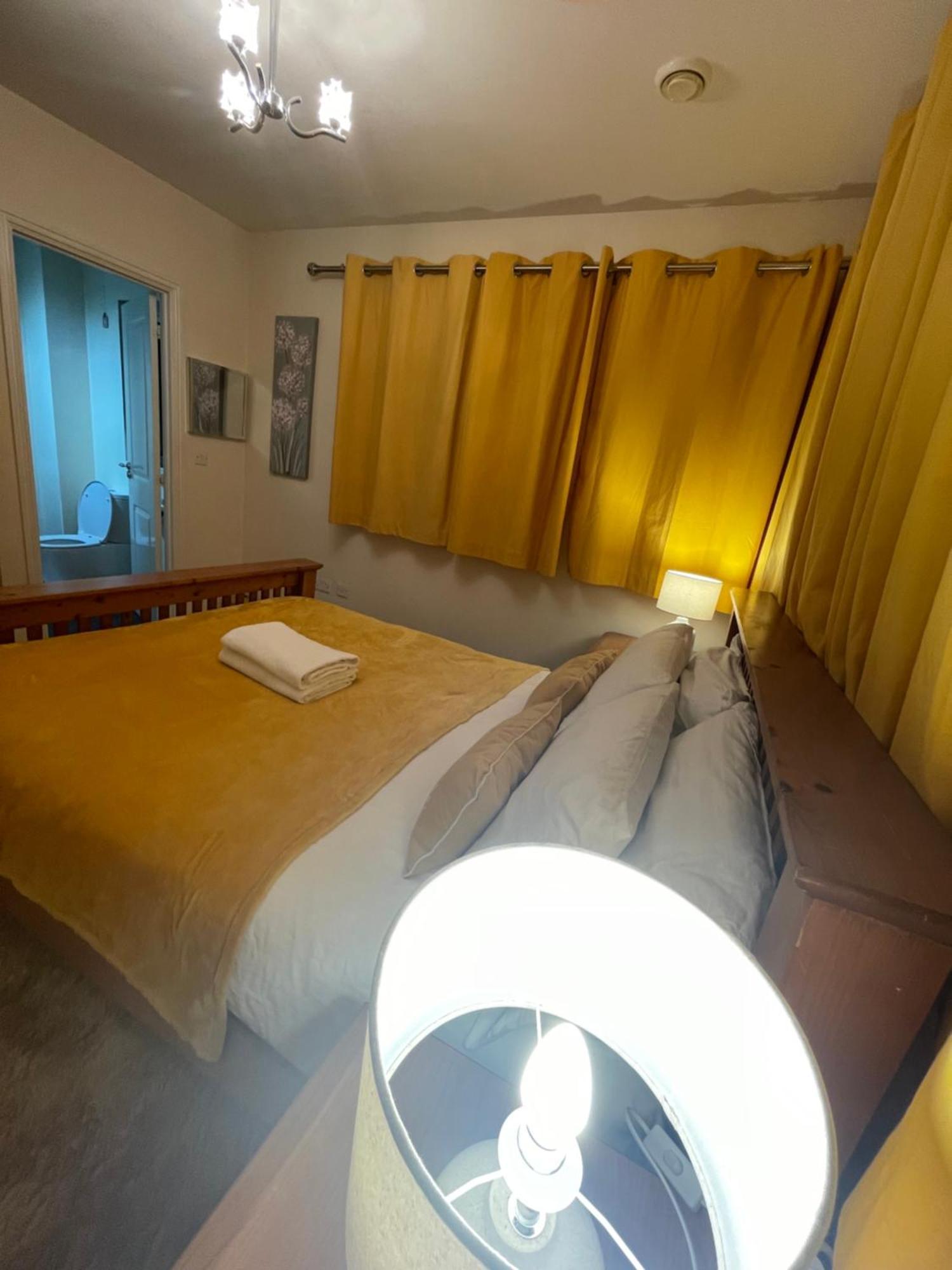 Holiday Home In Cardiff. Sleeps 6 Kültér fotó